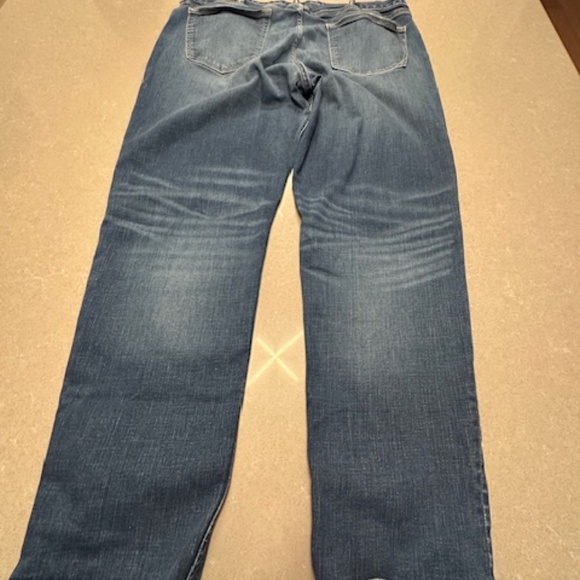 Men's Banana Republic Athletic Tapered Fit 38x32 Medium Wash Jeans - Picture 7 of 8